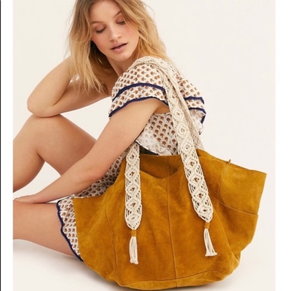 Meet your Posher, Traci - Picture 4 of 9